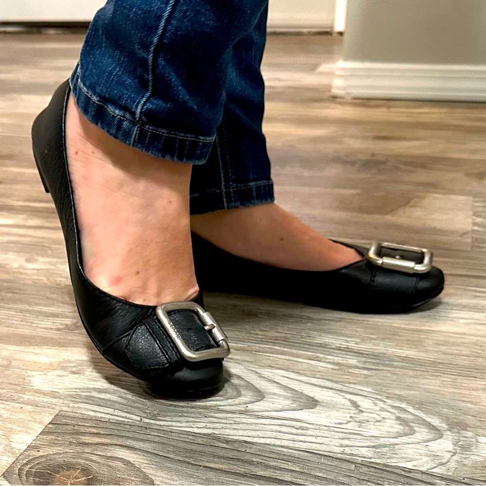 Super Cute Fossil flats
